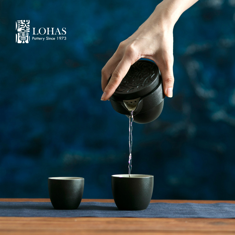 Taiwan travel lupao ceramic rhyme BMW red ginger tea set a pot of two cups of gifts with pot bag tea tray