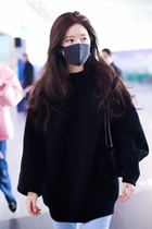 Hong Kong Chao Brand Temperament Wool Sweater Women's 2022 Spring and Autumn New Women's Loose Skinny Joker Knitted Backing Shirt