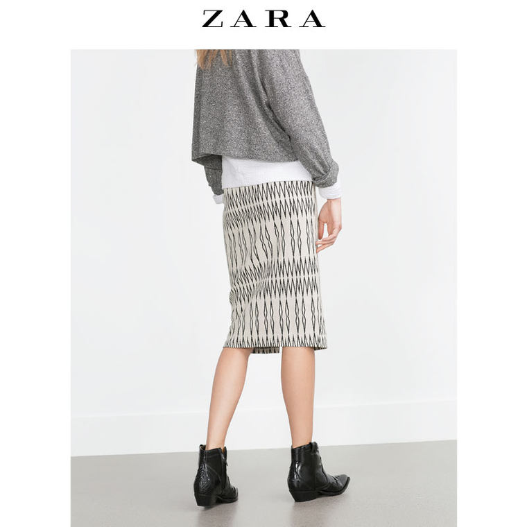 ZARA TRF 女装 提花短裙 05039287093