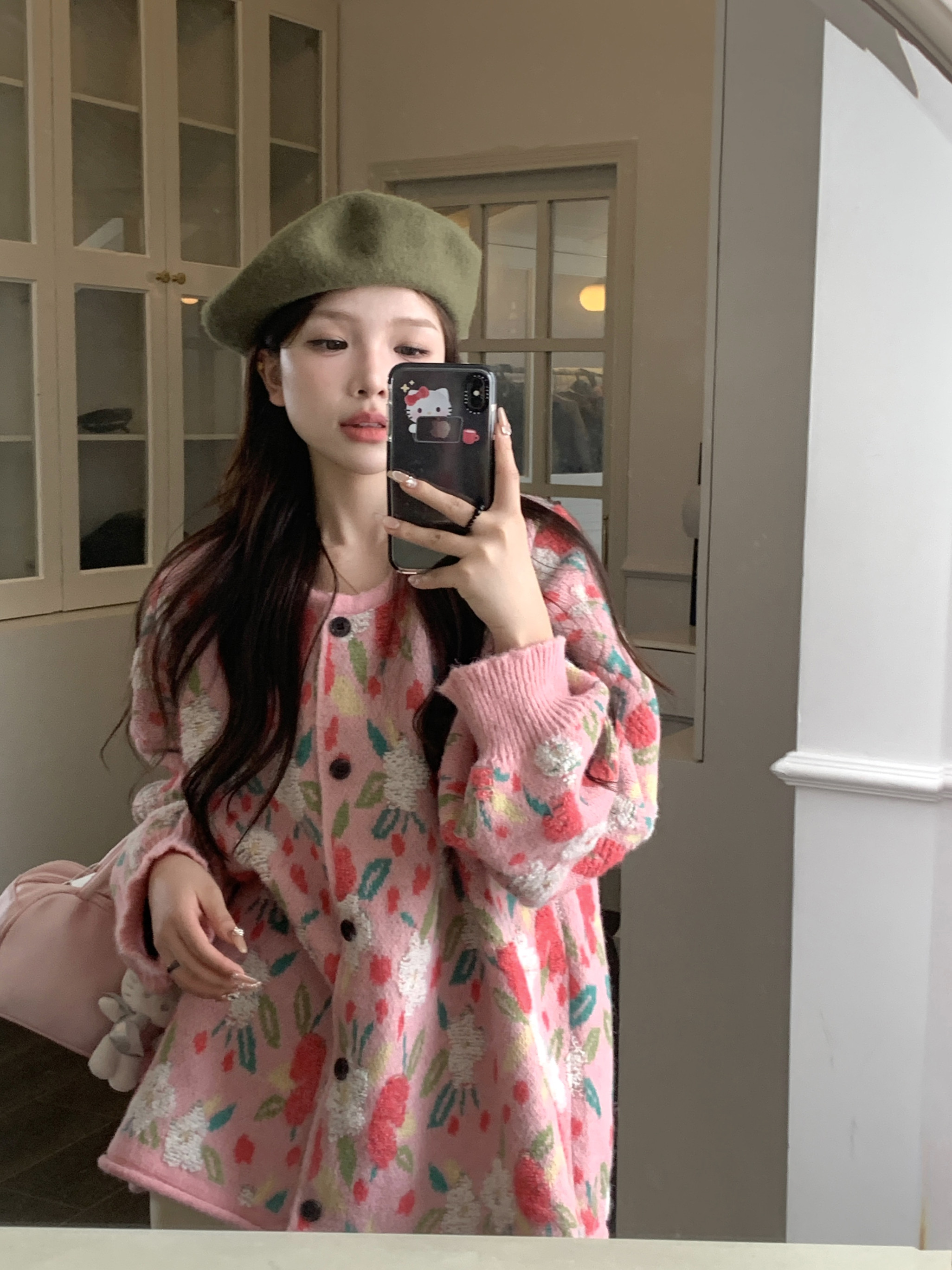 Fat mm advanced feeling super-looking and lazy sweater women's autumn winter new big code sweet and beautiful flowers pink knit jacket-Taobao