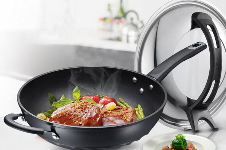 好锅才能炒好菜厨房小白必备的选锅指南