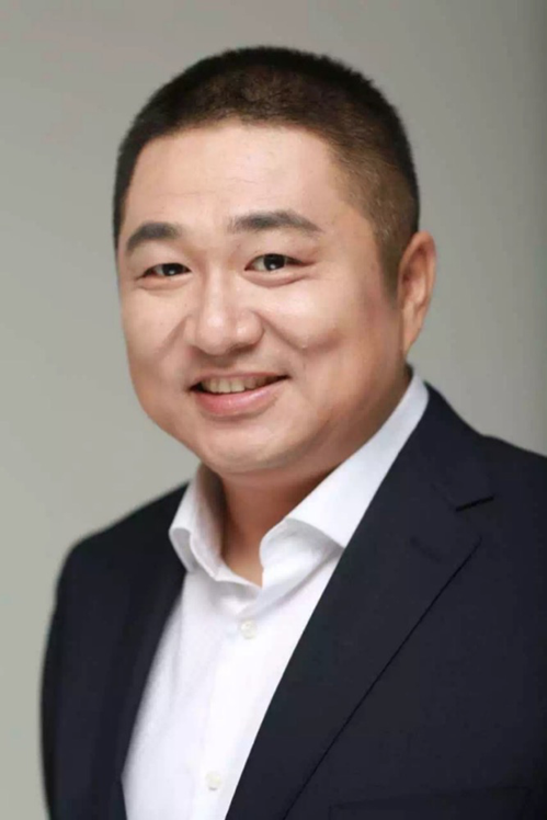 4,导演:张煜场务:付正阳音效:严启东灯光:张硕舞美:付嘉演员:何杉