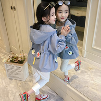 Girls short windbreaker 2020 new Korean fashion spring dress children Super foreign air childrens clothing children Net red coat