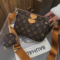 Unfinished stock clearance picking up leaks knocking out personality internet celebrity fashion explosions going out on the street without pressure little red book planting grass and treasures