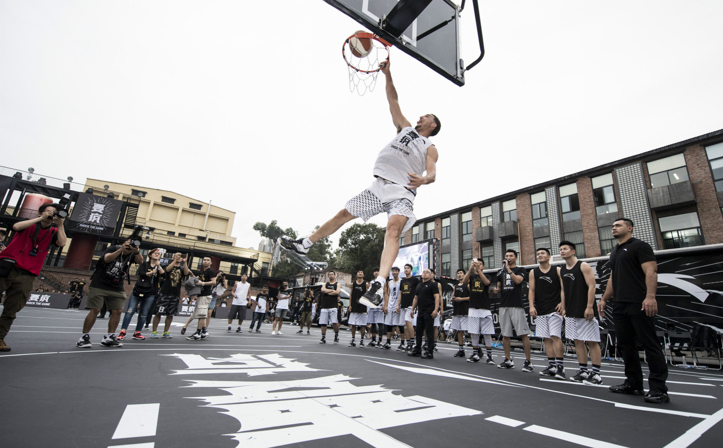 汤普森的中国行走心了
