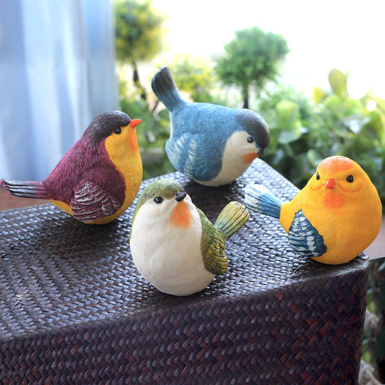 Creative outdoor garden garden garden balcony home furnishing wine cabinet decoration resin simulation small bird decoration Creative outdoor garden garden garden balcony home furnishing wine cabinet decoration resin simulation small bird decoration