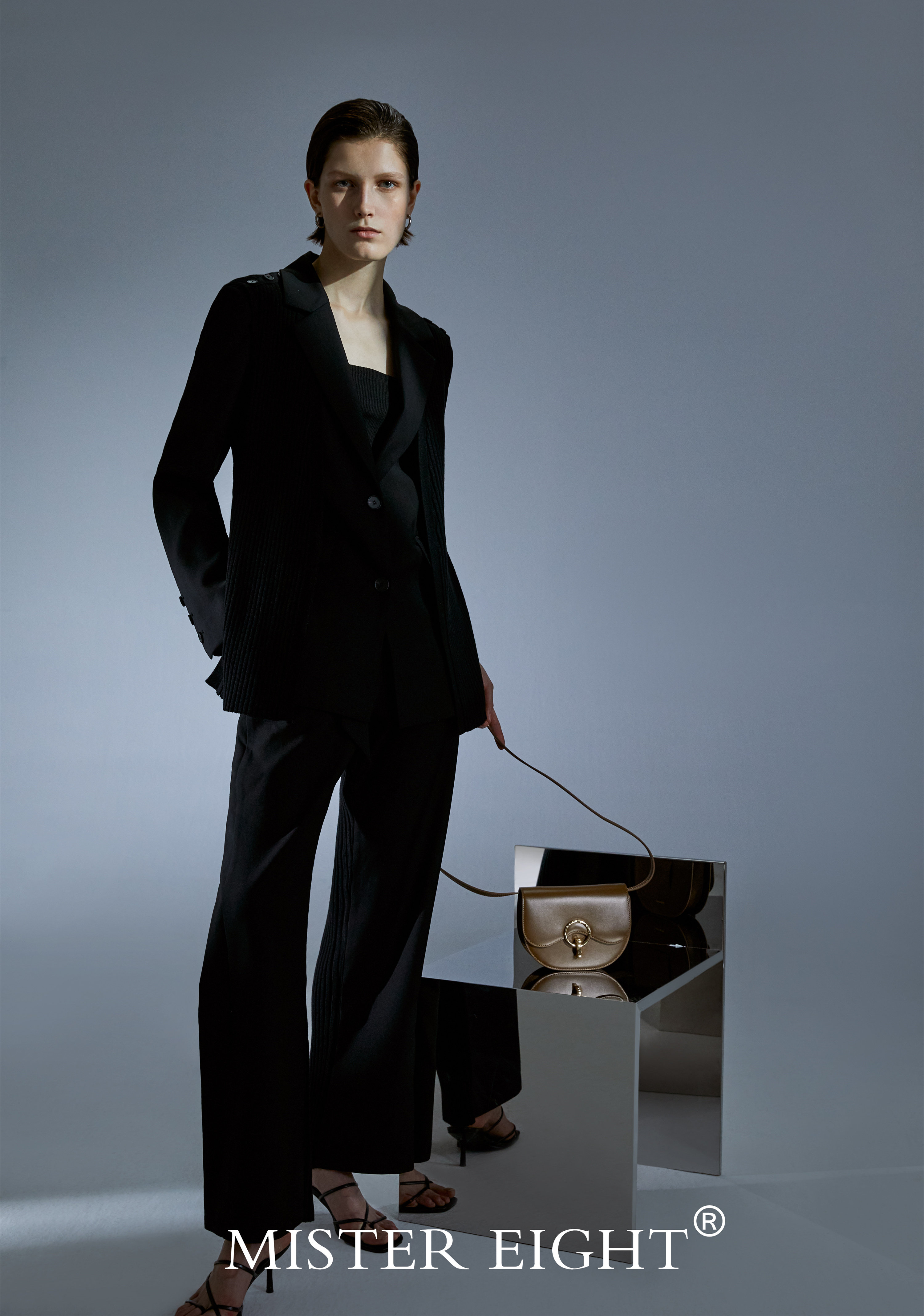 mistereightbesse系列白色头层牛皮迷你小包腰包斜挎包