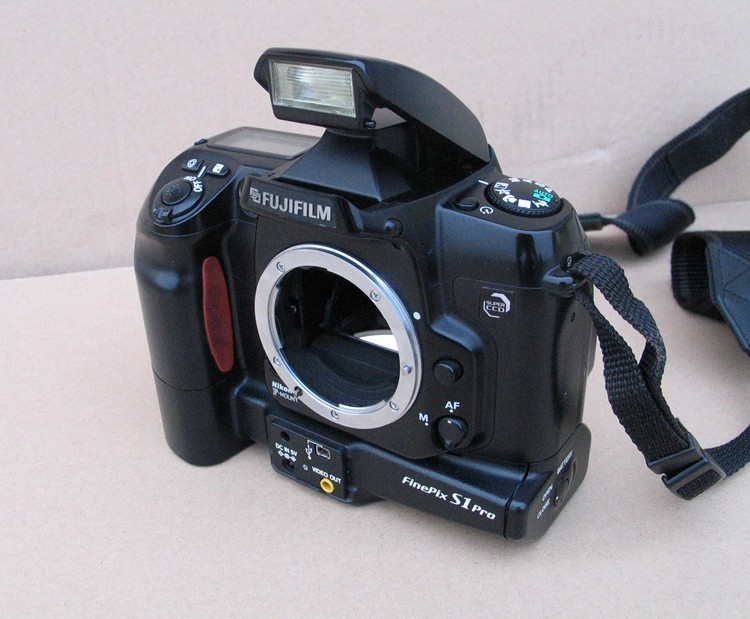 富士finepixs1pro数码单反相机故障机190元
