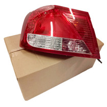 Applicable to Roewe 750 Rear taillight Taillight assembly Brake light Rear taillight Rear light Old rear turn signal