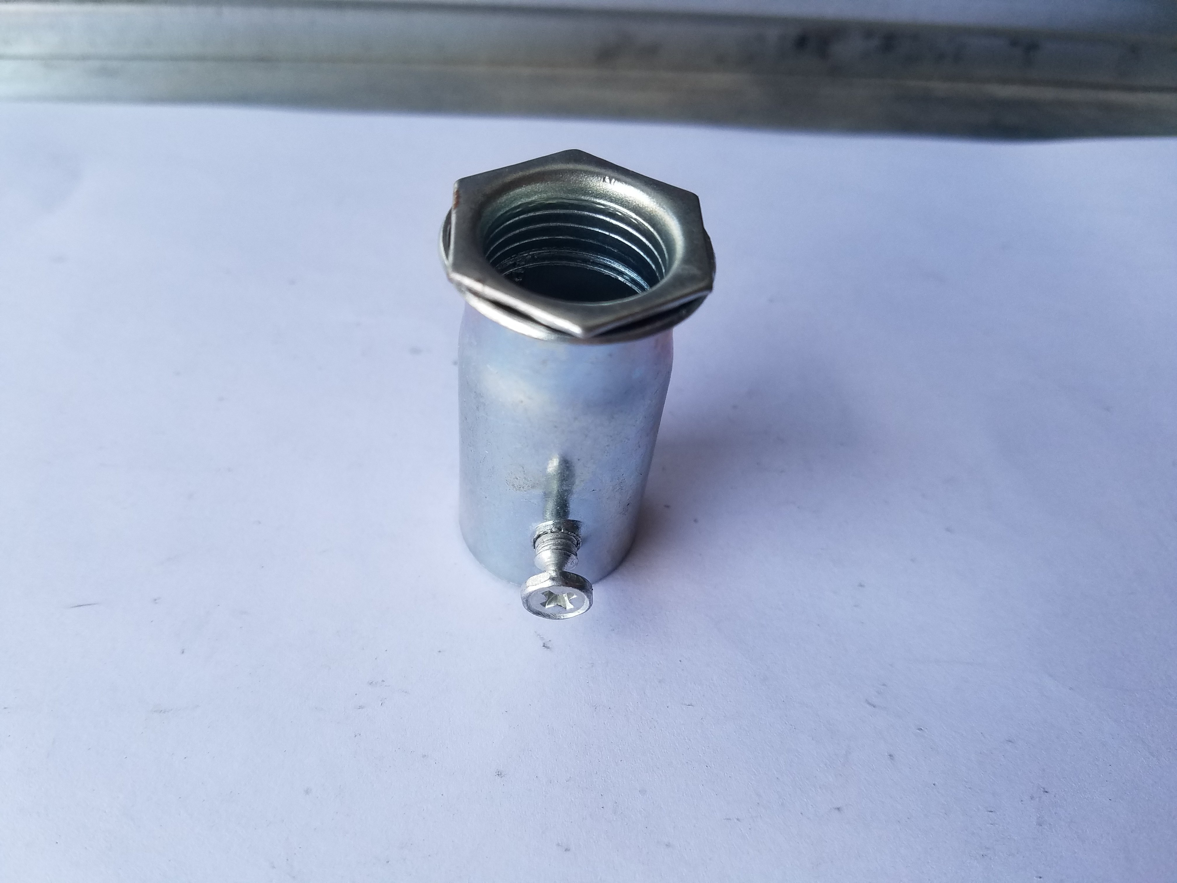 Φ20内丝盒接 镀锌 kbg jdg 穿线管配件 螺接 罗接 锁扣 锁母