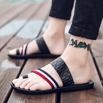 European Standing Sandals Mens 2022 Summer New Trendy Personality Soft Bottom Slippers Outside Wearing Beach Shoes Non-slip Herringbone Tug