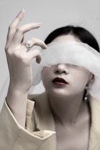 This decoration original niche design irregular texture Baroque Pearl middle finger index finger foot silver 99 ring