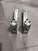 UV-shaped tear air pneumatic punching machine Plastic bag pneumatic punching machine Gantry frame portable hole hand bag punching die