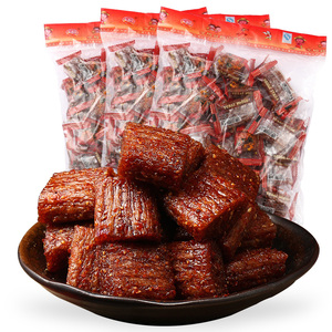 宇仔大刀肉辣条8090后儿时怀旧素零食大礼包麻辣小休闲食品