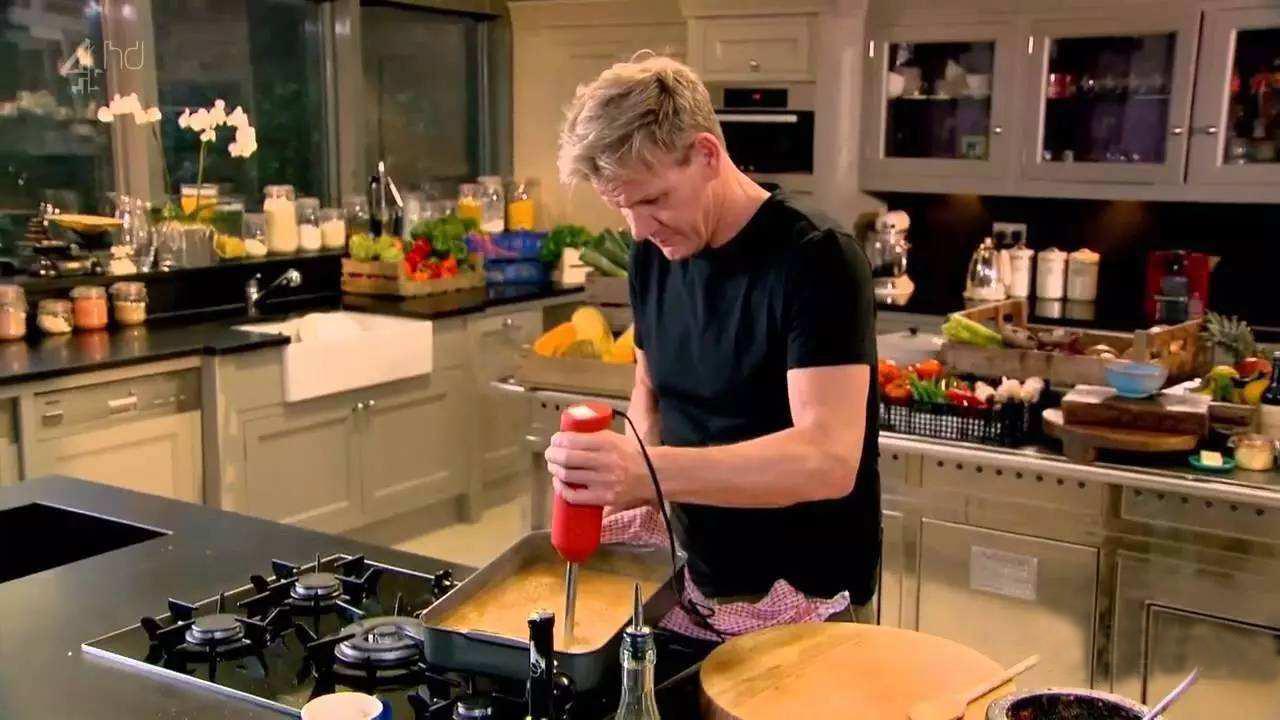 天哪,美国人的厨房,好有生活气息!