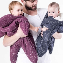 Newborn sleeping bag Autumn and winter velvet package baby out to keep warm windproof hug is thickened newborn baby anti-kick quilt