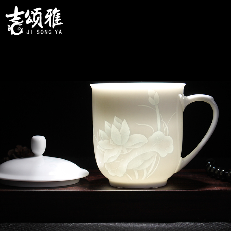 Ceramic cups water glass tea cup cup boss of jingdezhen Ceramic cup brought the gift box with lid
