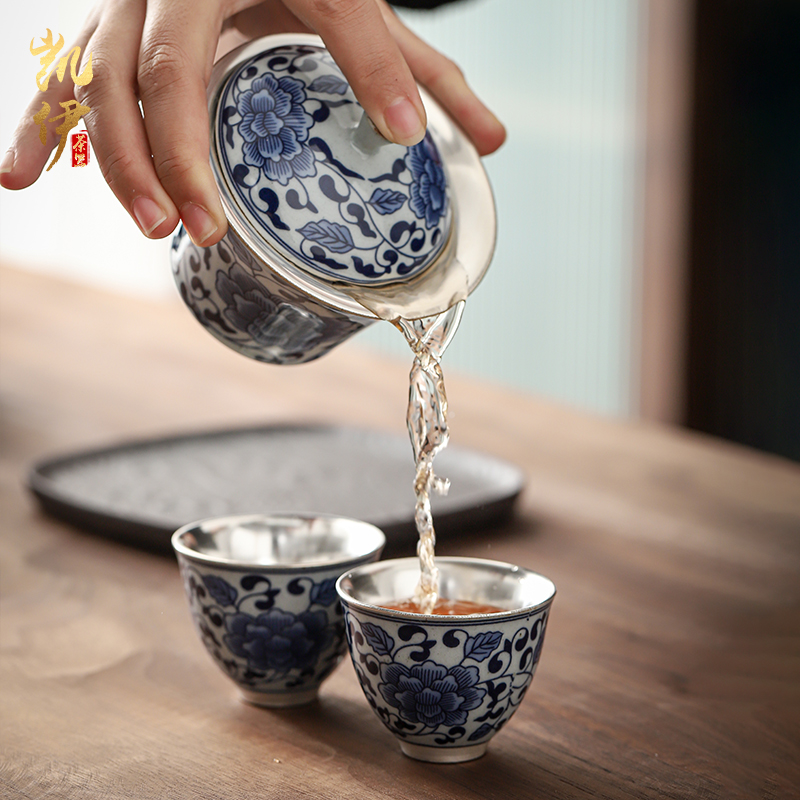 Blue and white porcelain coppering. As silver dry tea set to restore ancient ways of zen lotus household ceramic tea three silver tureen tea cups