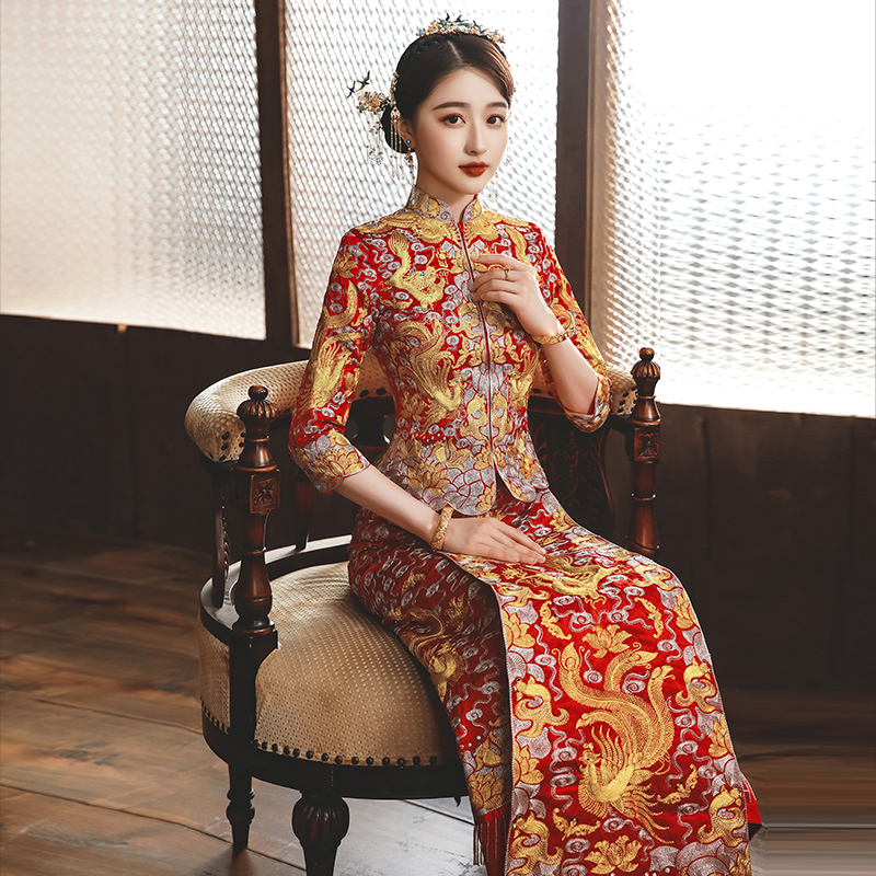 Dragon and phoenix hanging bride Xiuhe dress summer thin section small man 2021 new Chinese wedding dress wedding toast dress