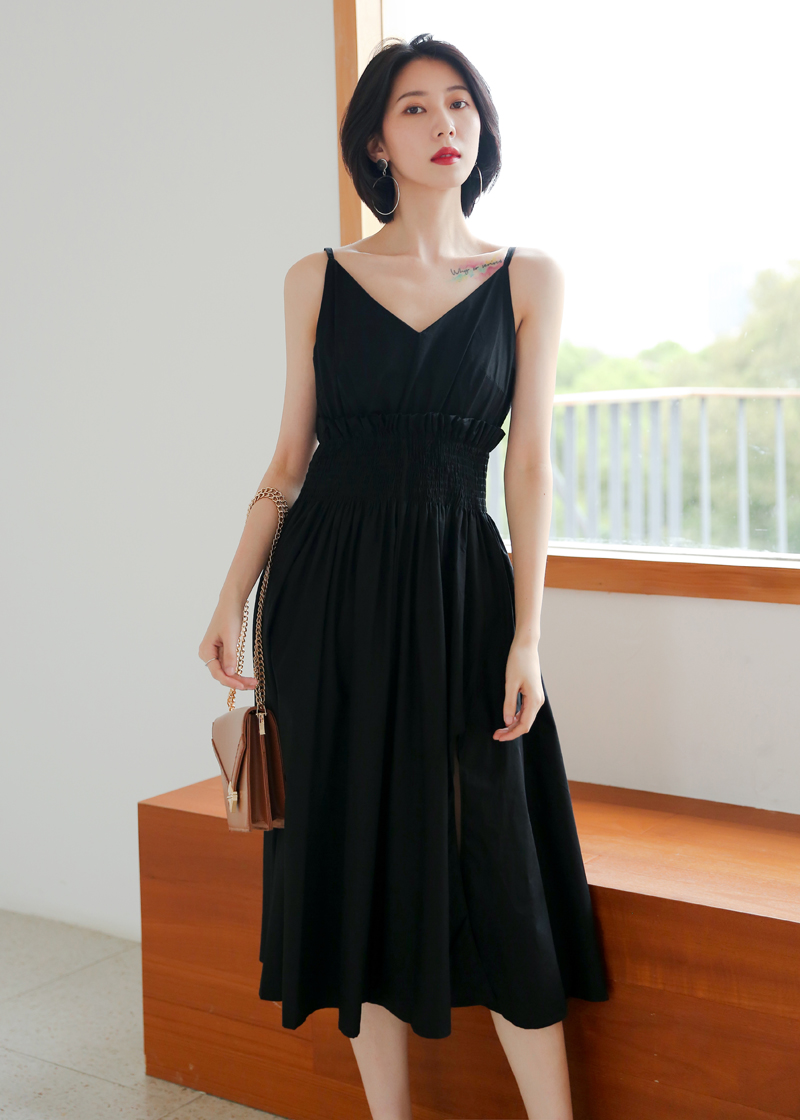 实拍法国小众吊带连衣裙女黑色v领2019夏开叉长裙不规则大摆裙