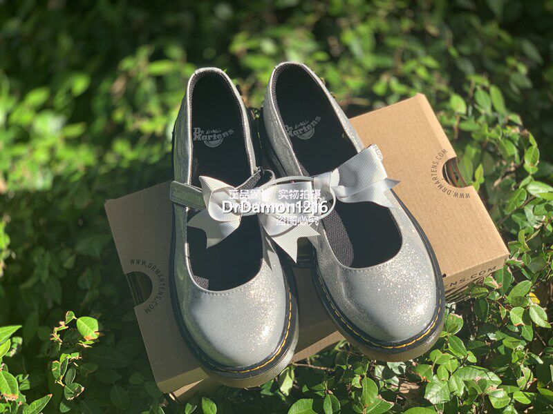 Dr．Martens MACCY 日式風格圓頭德訓鞋銀色蝴蝶結休閒鞋2025春季新款女鞋
