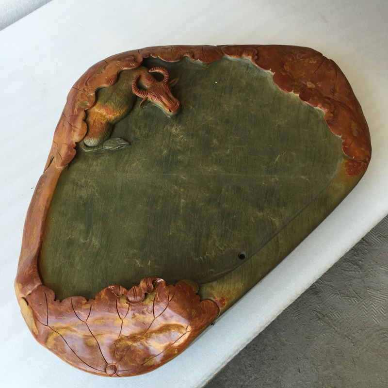 绿端石茶盘红色石皮石质纯净87x62x13cm