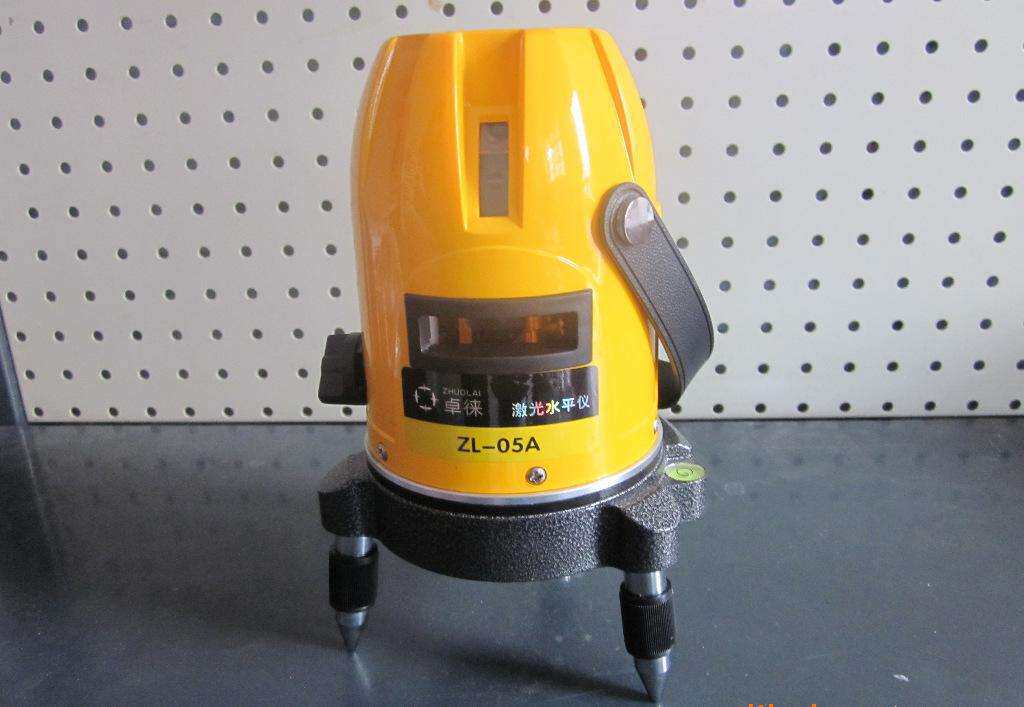 师傅必备激光水平仪,可打斜线高效实用
