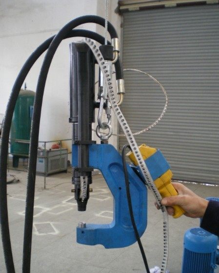 南京自冲铆接机_南京自冲铆厂家,南京自冲铆接设备,埃瑞特自冲铆