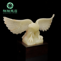 Natural jade large exhibition macro picture swing piece upscale living room Xuanguan office desktop Merchants Old Eagle Decorative Handicraft