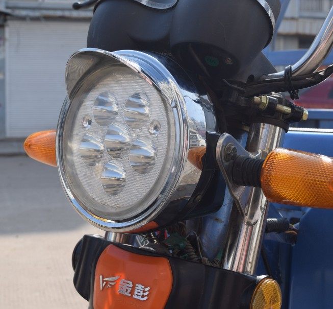 包邮电动三轮车摩托车led前大灯总成超亮太子款改装远近光12-90v