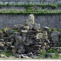 Zhejiang garden landscape stone natural yellow stone Tonglu stone rockery Barge stone lawn embellishment stone stone stone stone stone stone