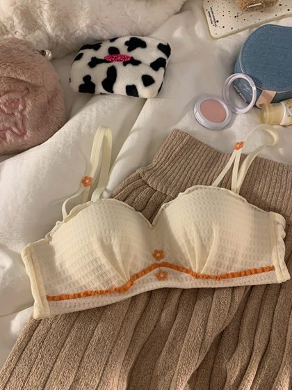 Lace underwear women's small breasts gathered without steel rings sexy pure desire to support anti-sagging girl's strap bra set Lace underwear women's small breasts gathered without steel rings sexy pure desire to support anti-sagging girl's strap bra set