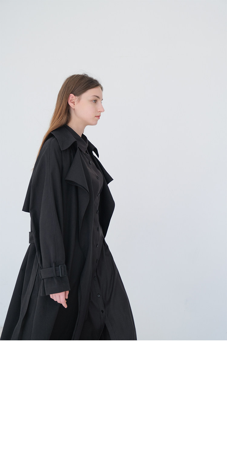 天丝棉斜纹大翻领前门襟自然垂褶设计.走路带风中长款黑色风衣女