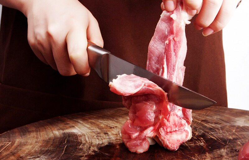 猪肉剔骨很麻烦?这些刀具带回家