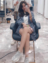 Barber shop chair hairdressing chair hair salon special hair cutting chair can lift rotating barber shop chair Net red chair