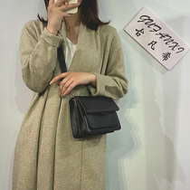 Net red envelope bag womens bag 2021 new trendy Korean version of the wild messenger bag female ins fashion broadband shoulder small square bag