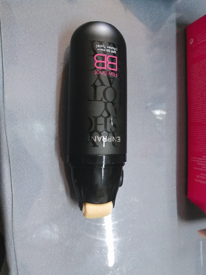 茵葩兰 真我焕彩修颜滚轮BB霜是正规品牌吗?使用后的效果如何,第6张 茵葩兰 真我焕彩修颜滚轮BB霜是正规品牌吗?使用后的效果如何,第6张