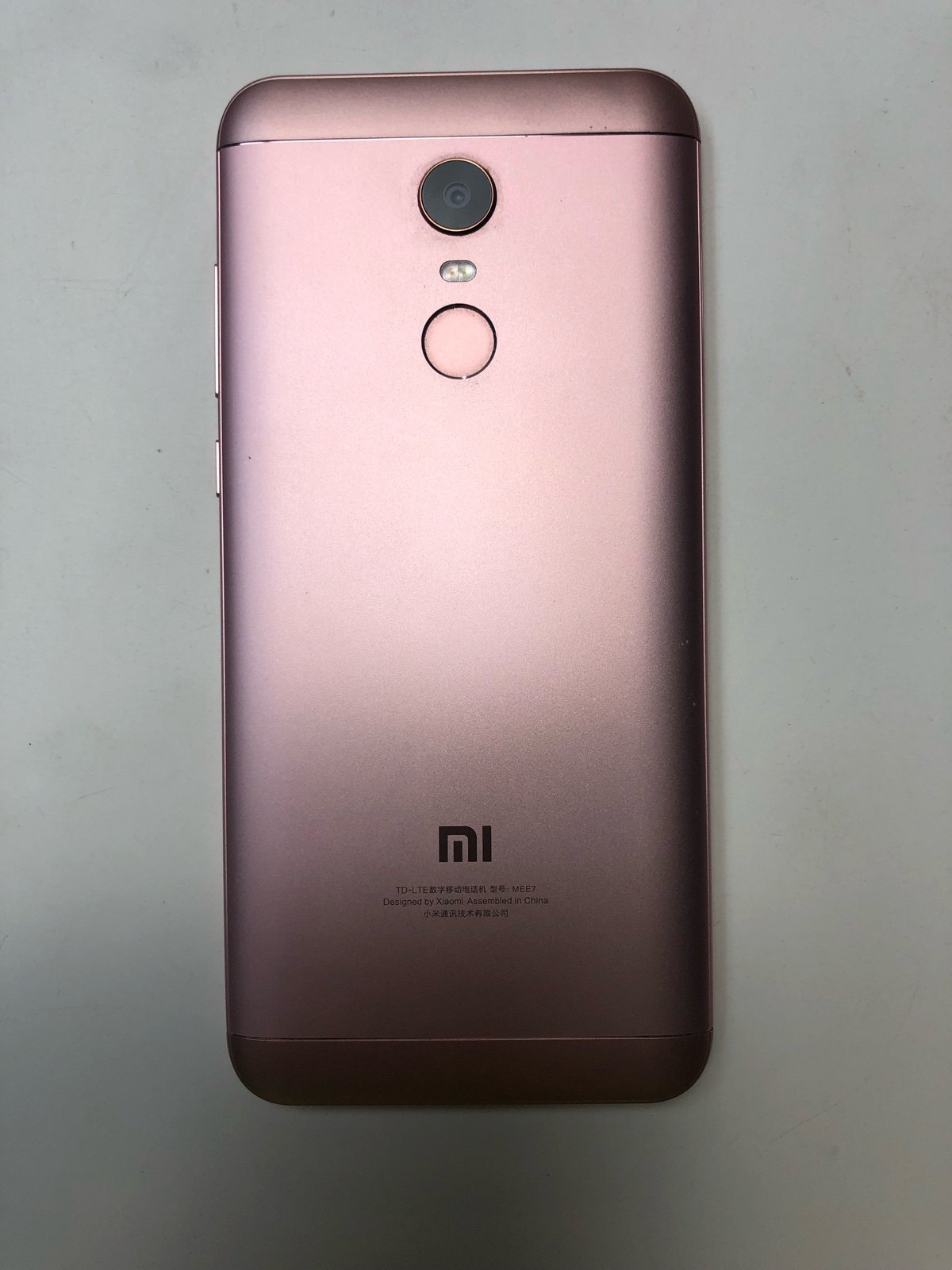 512384 红米5plus 玫瑰金 4 64 全网通 85新