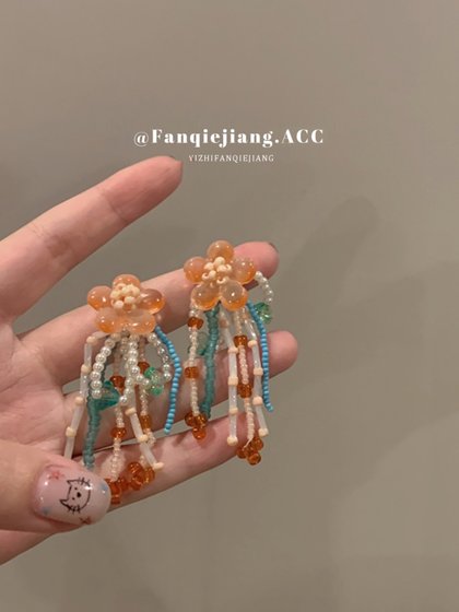 하이 엔드 디자인을 가진 여성을위한 여름 틈새 시장에 적합한 토마토 소스를 곁들인 수제 구슬 음색 하이 엔드 디자인을 가진 여성을위한 여름 틈새 시장에 적합한 토마토 소스를 곁들인 수제 구슬 음색
