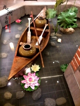 Two pointed wooden boats European-style wooden boats Decorative photography props boats Antique wooden boats Park real estate landscape flower boats