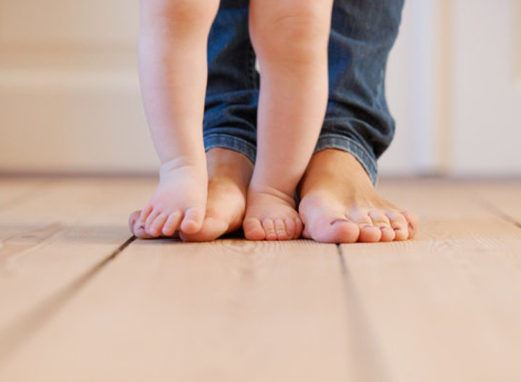 让宝宝拥有完美腿型,这些学步知识要知道