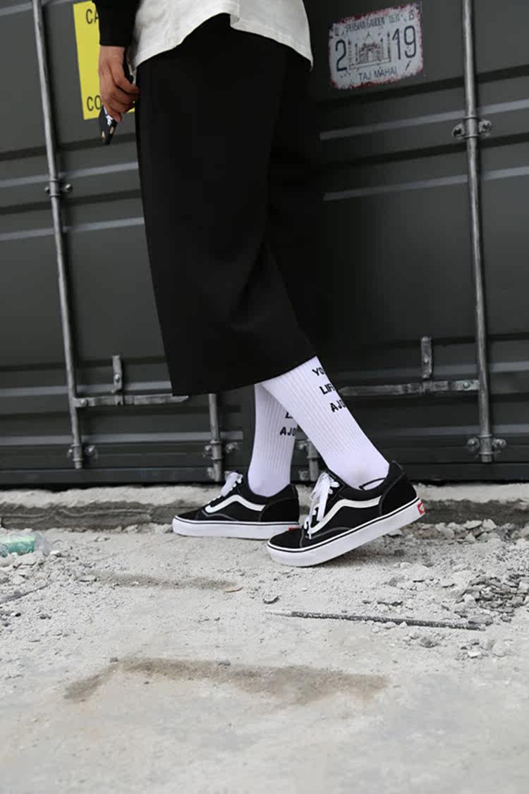 韩国ader error原宿简约字母潮牌纯色中筒棉袜子 男女百搭长袜子