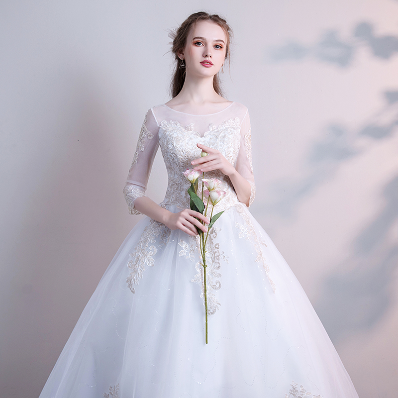 Light wedding gown 2021 new bridal minimalist mid-sleeve temperamental style high-end conspicuously slim and small subsensly