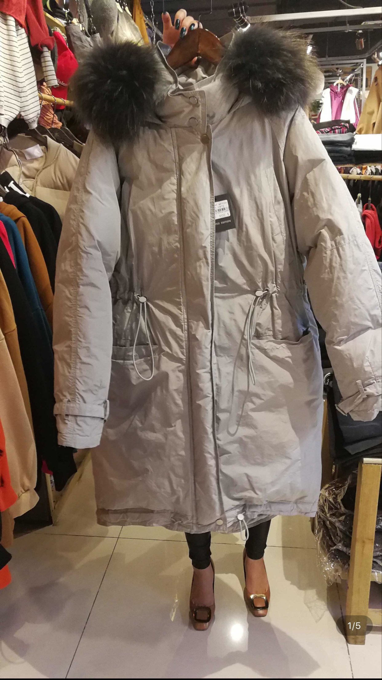 bobo1972正品中长羽绒服2017冬装宽松大毛领加厚连帽燕尾外套9895_7折