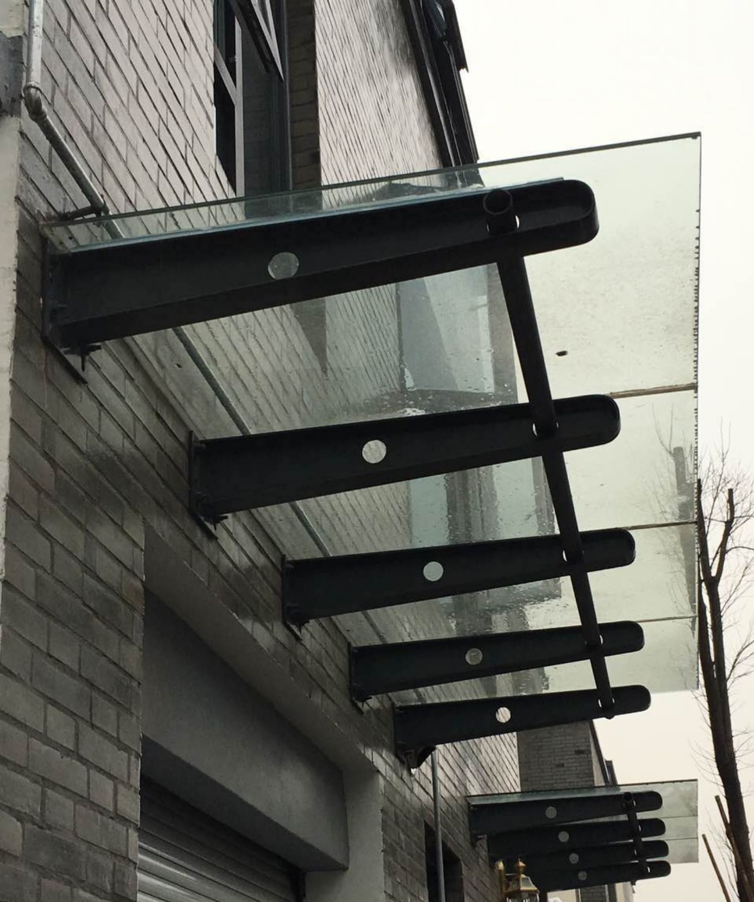 定制满焊铁不锈钢雨棚钢梁支架牛腿h型钢结构玻璃幕墙点式爪件