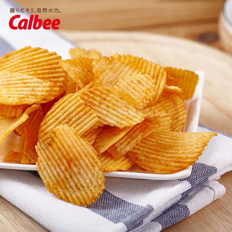 【经典辣味】calbee/卡乐比 日本进口膨化食品经典辣味薯片55g-tmall.hk天猫国际产品展示图2