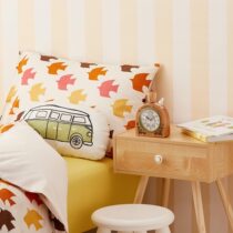 Japan imported Lisheng RHYTHM Ghibli Miyazaki cartoon Chinchilla alarm clock alarm watch solid wood bell tone 4RA455