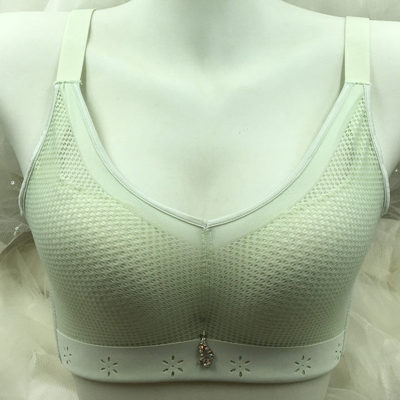 Buy 1 get 1 free. It feels so comfortable! Hurry up and pack it without sponge, thin bra, adjustable underwear 90BC
Buy 1 get 1 free. It feels so comfortable! Hurry up and pack it without sponge, thin bra, adjustable underwear 90BC