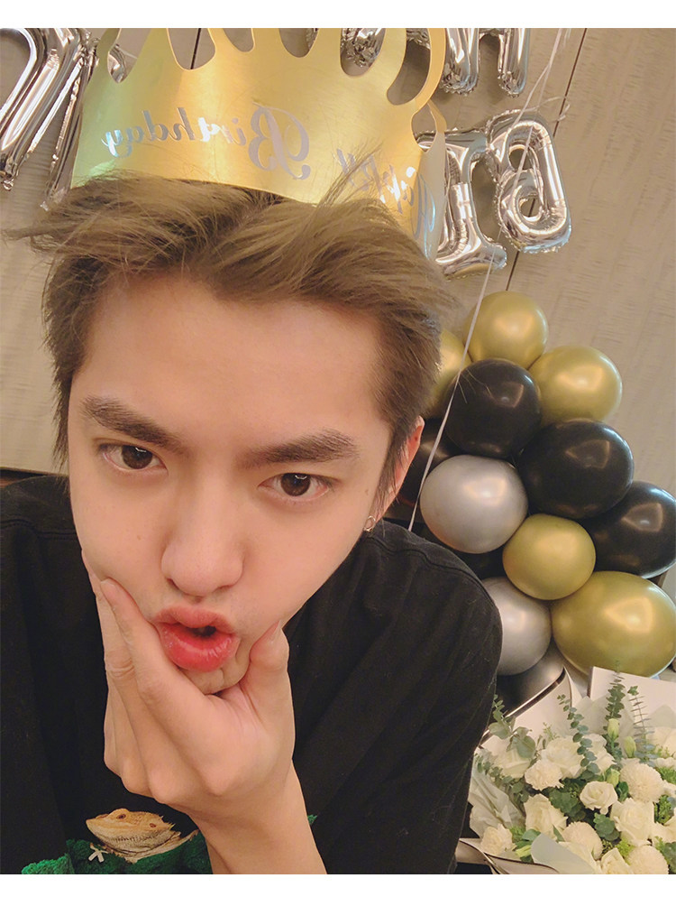 ins小众设计吴亦凡同款凹凸不规则小圆圈银耳钉耳环耳圈百搭简约