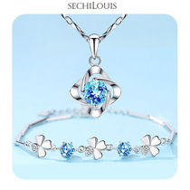 Custom four-leaf clover bracelet female sterling silver hand decoration Hypoallergenic Tanabata Valentines Day gift to send girlfriend wife lettering